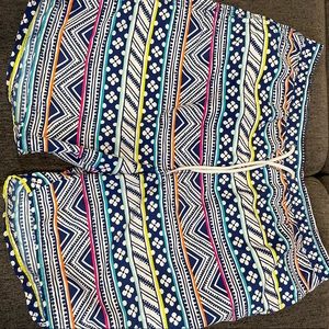 Vineyard Vines - Mens Bathing Suit - Navy Tribal 9in - Mens Large - worn once
